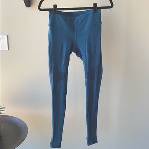 Alo Coast Long Leggings - Teal